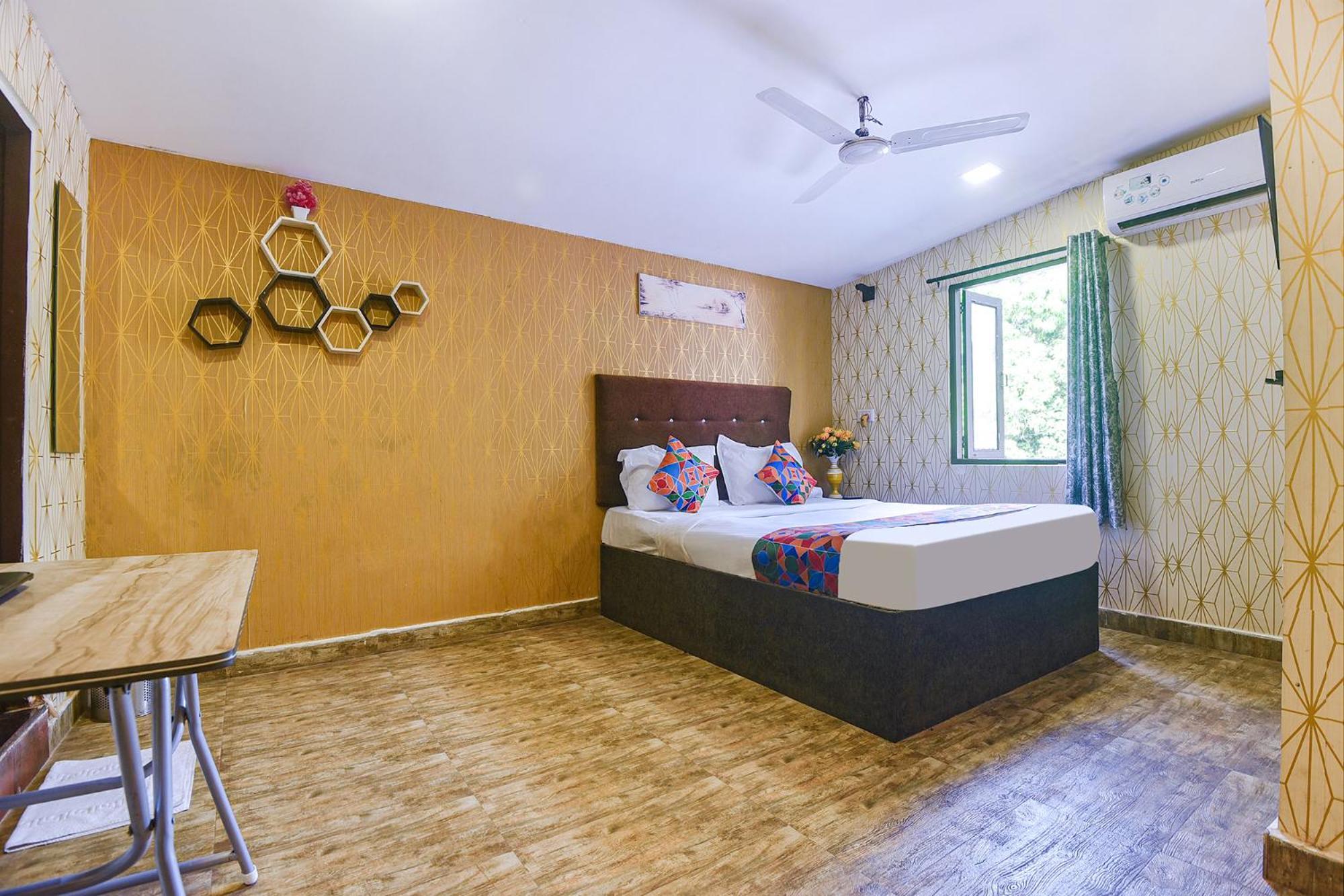 Fabhotel Dolphin Resort باغا المظهر الخارجي الصورة