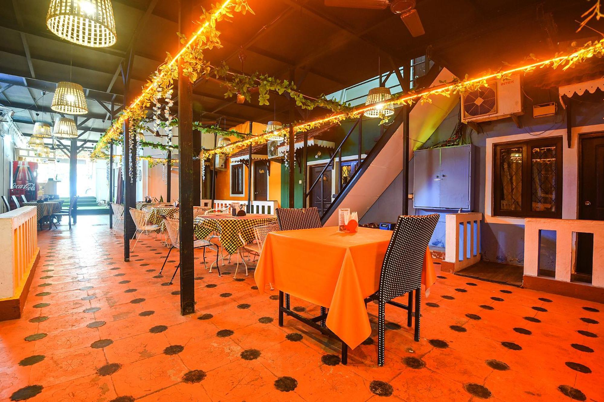 Fabhotel Dolphin Resort باغا المظهر الخارجي الصورة