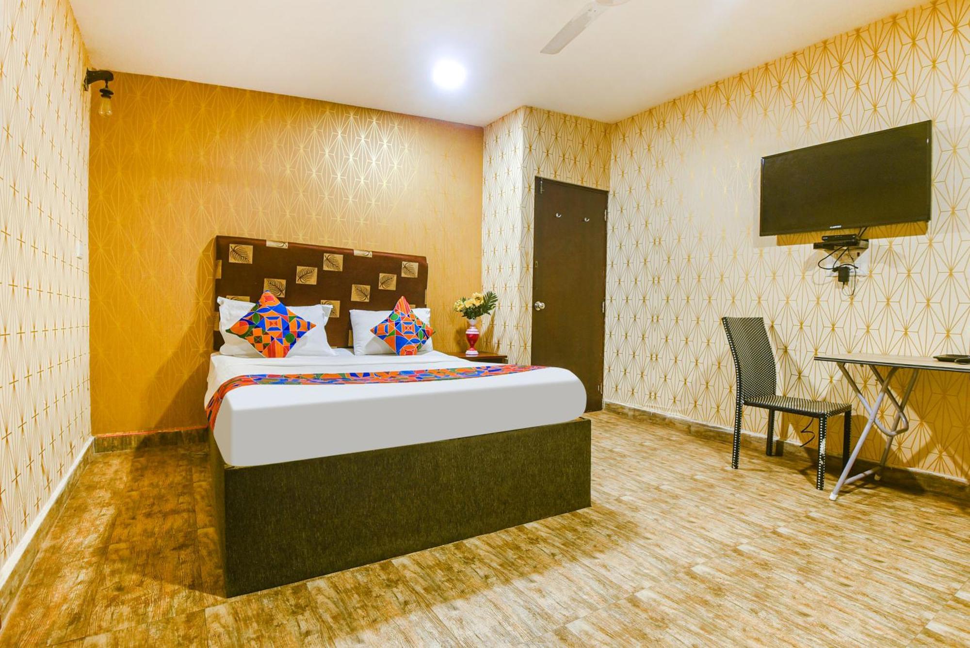 Fabhotel Dolphin Resort باغا المظهر الخارجي الصورة